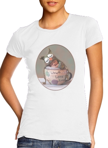  Painting Baby With Owl Cap in a Teacup para T-shirt branco das mulheres