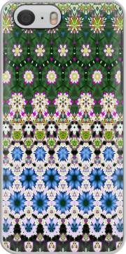 Capa Abstract ethnic floral stripe pattern white blue green