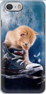 Capa Cute kitten plays in sneakers for Iphone 6 4.7